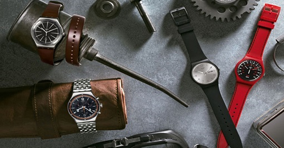 Nên mua đồng hồ dây da hay dây kim loại? Loại nào tốt, đẹp, bền nhất?